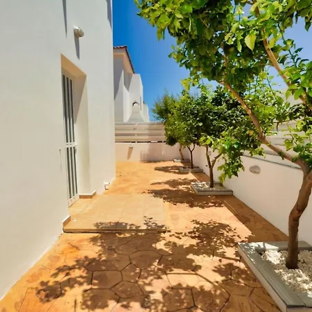 Villa Lindos Ekaterina *