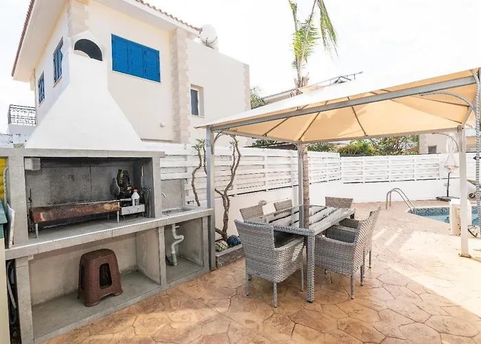 Villa Lindos Ekaterina Paralimni