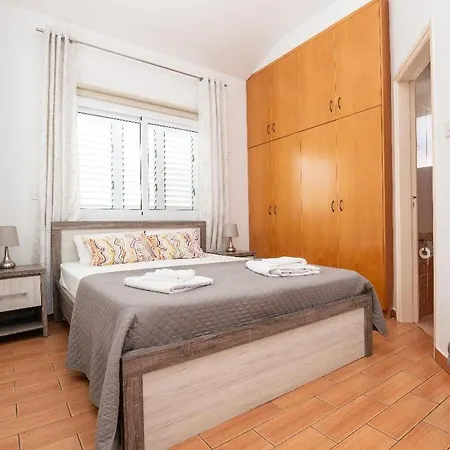 Lindos Ekaterina Villa *