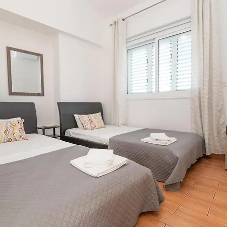 Villa Lindos Ekaterina *