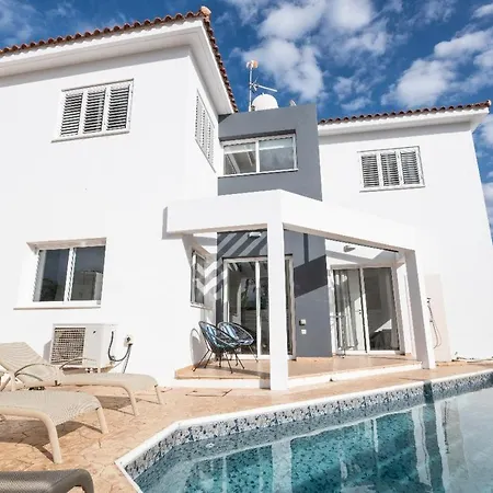 Villa Lindos Ekaterina *