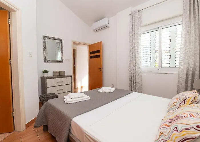 Lindos Ekaterina Villa